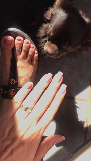 Alaine Crissiê feet photo thumbnail