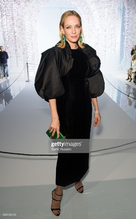 Uma Thurman feet photo thumbnail