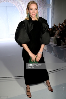 Uma Thurman feet photo thumbnail