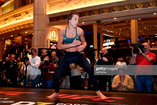 Joanna Jedrzejczyk feet photo thumbnail