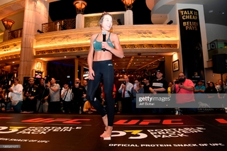 Joanna Jedrzejczyk feet photo thumbnail