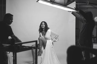 Anushka Sharma feet photo thumbnail