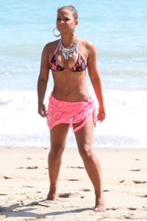 Christina Milian feet photo thumbnail