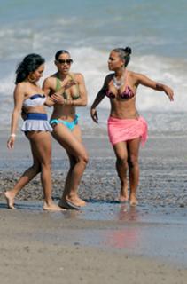 Christina Milian feet photo thumbnail