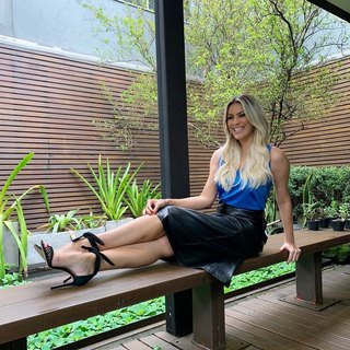 Renata Fan feet photo thumbnail