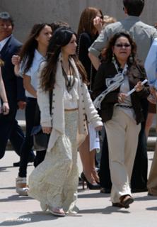 Vanessa Hudgens feet photo thumbnail