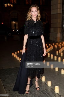 Uma Thurman feet photo thumbnail
