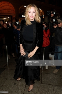 Uma Thurman feet photo thumbnail