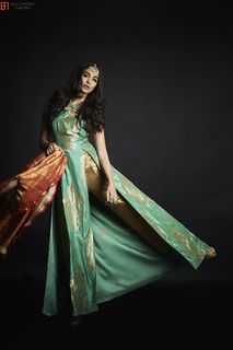 Pooja Hegde feet photo thumbnail