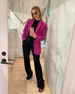 Rosie Huntington-Whiteley feet photo thumbnail
