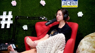 Gabbie Hanna feet photo thumbnail