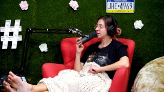Gabbie Hanna feet photo thumbnail