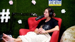 Gabbie Hanna feet photo thumbnail