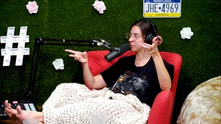 Gabbie Hanna feet photo thumbnail