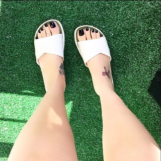 Jaqueline Mello feet photo thumbnail