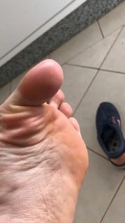 Alaine Crissiê feet photo thumbnail