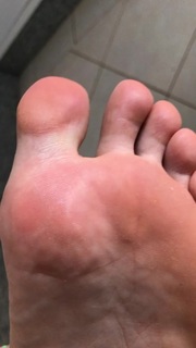 Alaine Crissiê feet photo thumbnail