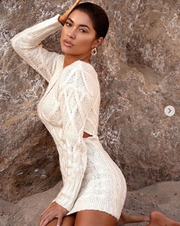 Arianny Celeste feet photo thumbnail