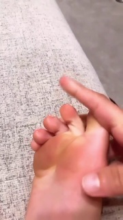 Paige VanZant feet photo thumbnail