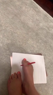 Paige VanZant feet photo thumbnail