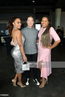 La La Anthony feet photo thumbnail