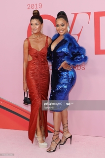 La La Anthony feet photo thumbnail