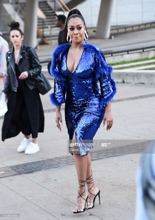 La La Anthony feet photo thumbnail