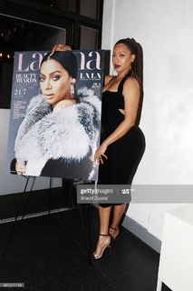 La La Anthony feet photo thumbnail