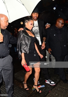 La La Anthony feet photo thumbnail