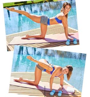 Brooke Burke feet photo thumbnail