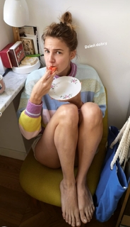 Marta Wierzbicka feet photo thumbnail
