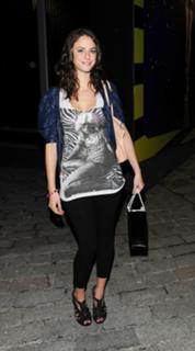 Kaya Scodelario feet photo thumbnail