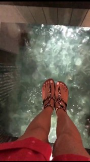 Hansika Motwani feet photo thumbnail