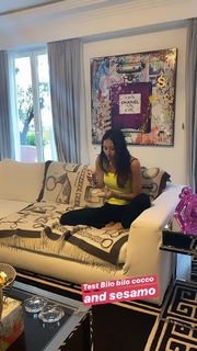 Elisabetta Gregoraci feet photo thumbnail