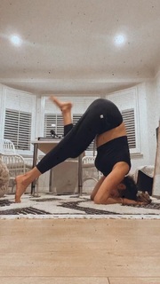 Daniella Monet feet photo thumbnail