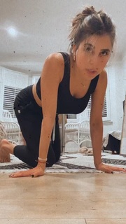 Daniella Monet feet photo thumbnail