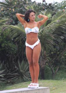Nicole Bahls feet photo thumbnail