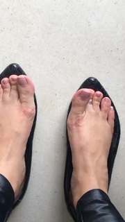 Alaine Crissiê feet photo thumbnail