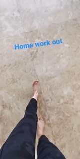 Karolina Pisarek feet photo thumbnail