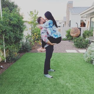 Nikki Garcia feet photo thumbnail