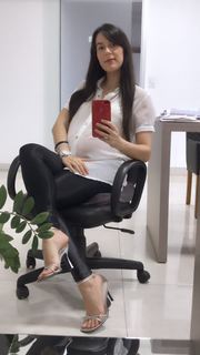 Alaine Crissiê feet photo thumbnail