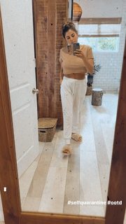 Daniella Monet feet photo thumbnail