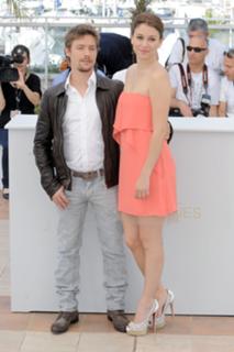 Blanca Suárez feet photo thumbnail