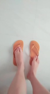 Isa Pes feet photo thumbnail