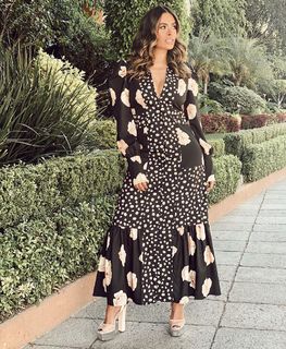 Galilea Montijo feet photo thumbnail