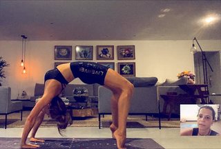 Grazi Massafera feet photo thumbnail