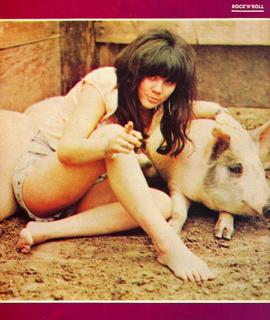 Linda Ronstadt feet photo 1