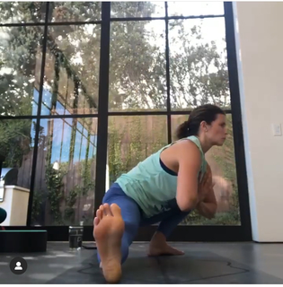 Danica Patrick feet photo thumbnail