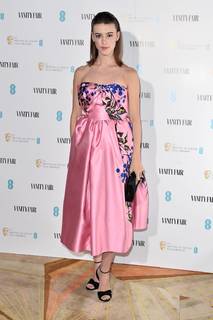 Daisy Edgar-Jones feet photo 3