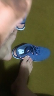 Alaine Crissiê feet photo thumbnail